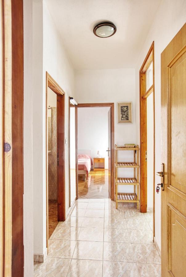 Apartments By The Sea Brodarica, Sibenik - 13615 Bagian luar foto