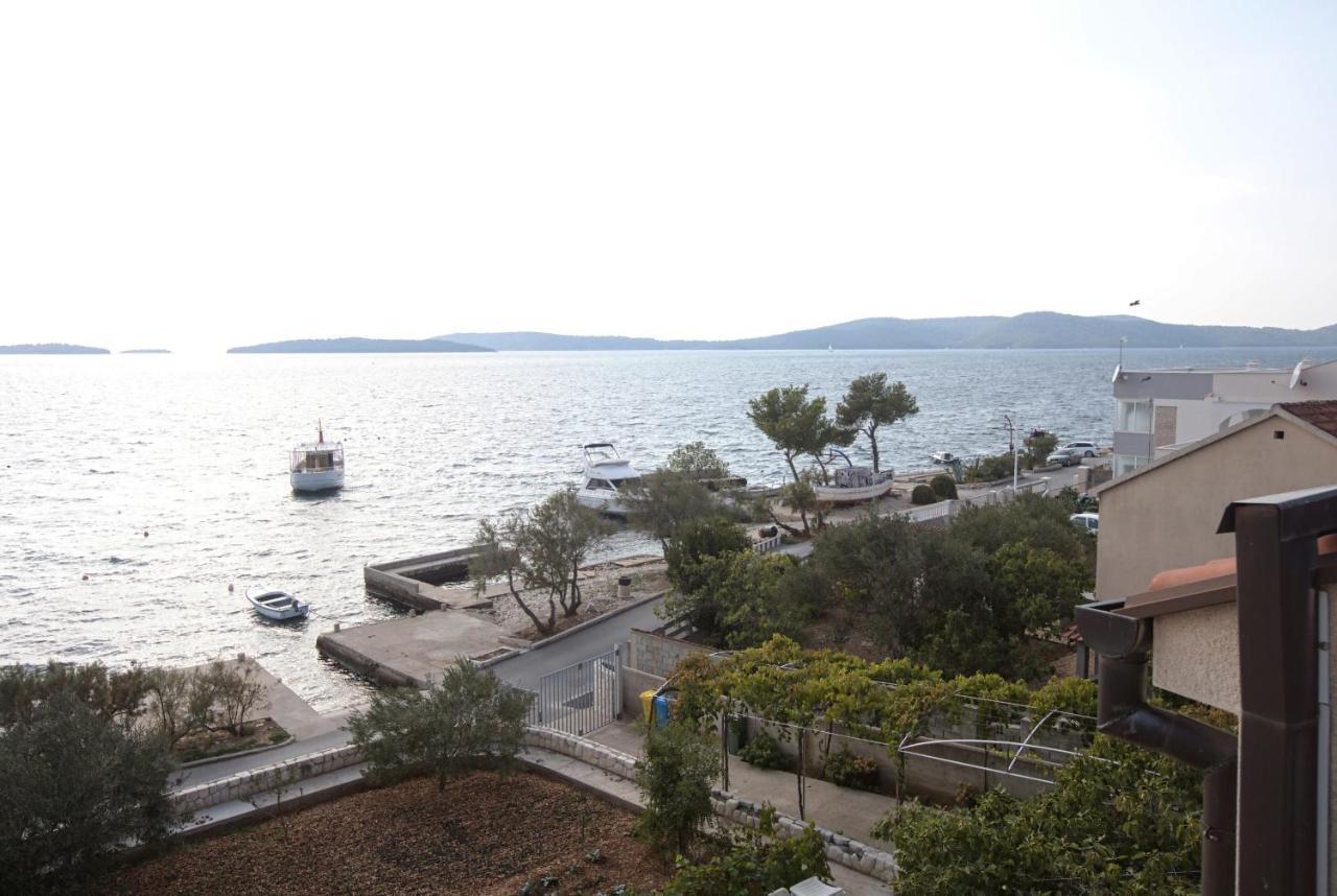 Apartments By The Sea Brodarica, Sibenik - 13615 Bagian luar foto