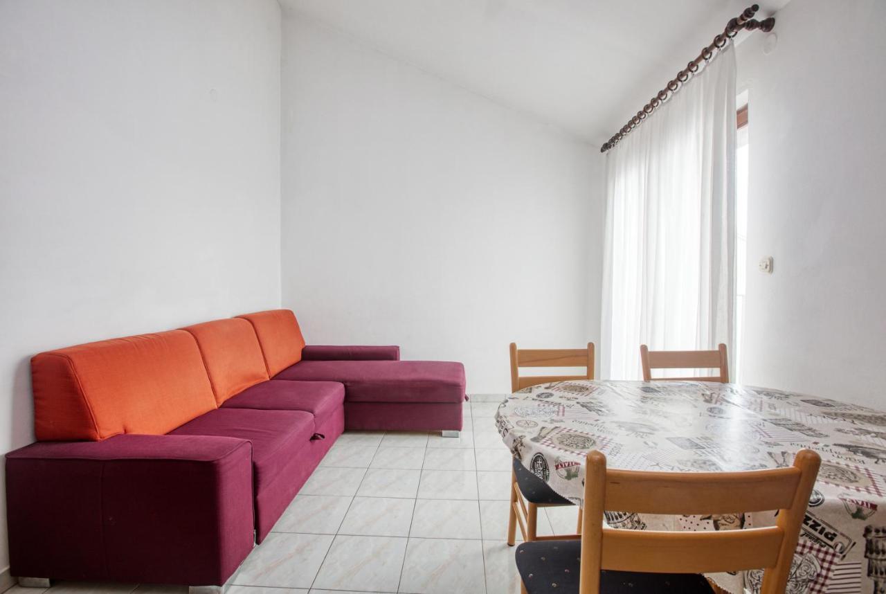 Apartments By The Sea Brodarica, Sibenik - 13615 Bagian luar foto