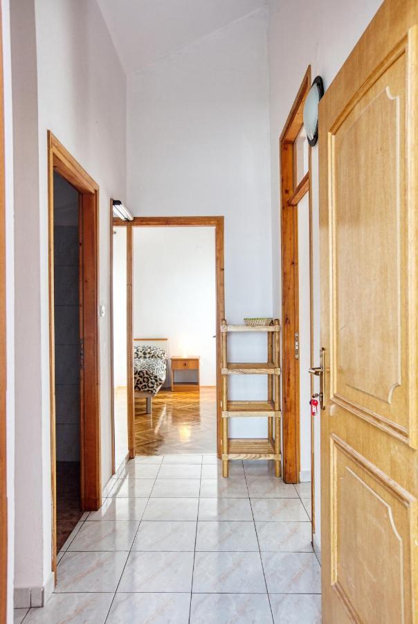 Apartments By The Sea Brodarica, Sibenik - 13615 Bagian luar foto