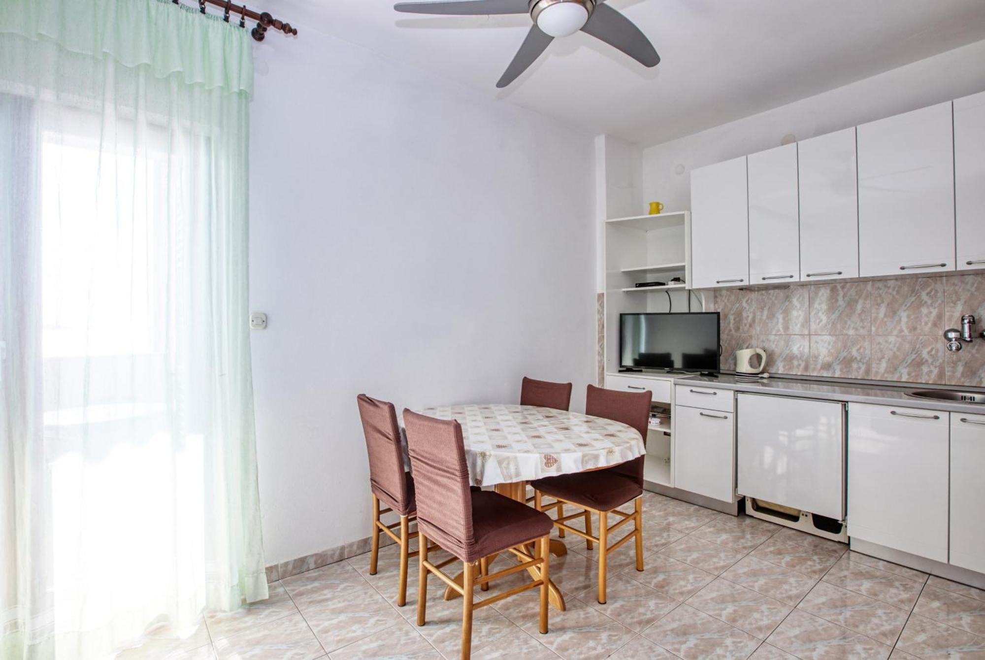 Apartments By The Sea Brodarica, Sibenik - 13615 Ruang foto