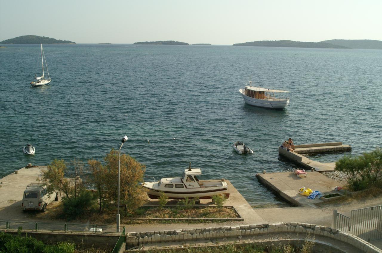 Apartments By The Sea Brodarica, Sibenik - 13615 Bagian luar foto